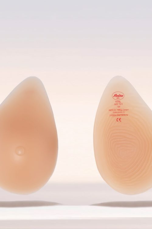 Silicone full breast form