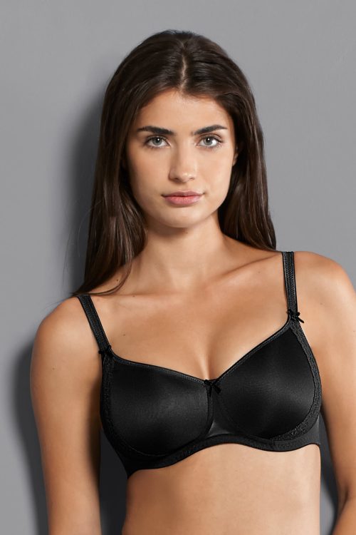 Lace Rose – wireless and slightly padded bra
