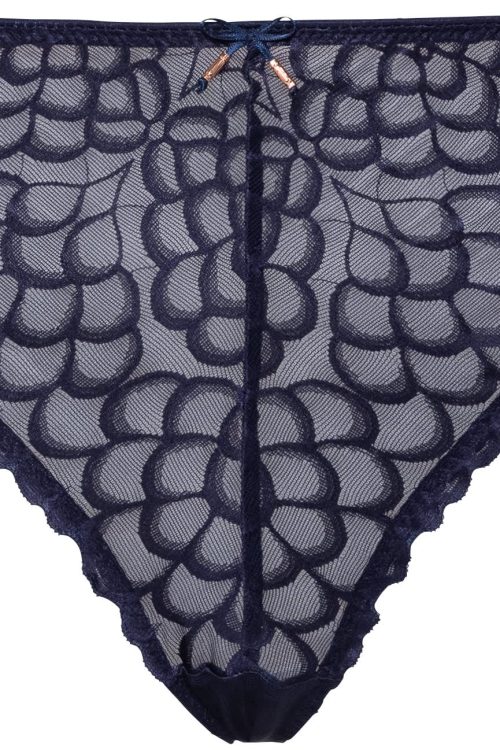 Camilla – Brazilian bottoms